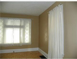5th image of 305 E Brady St