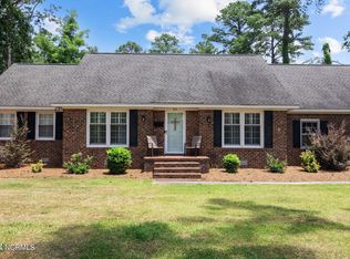 604 Fairview Ave, Washington, NC 27889