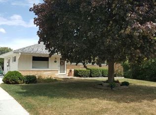 610 Edmund St, Waterford, WI 53185