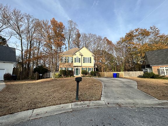 4th image of 2309 Old Courthouse Dr