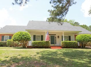 310 Oak Hollow Dr, Madison, MS 39110