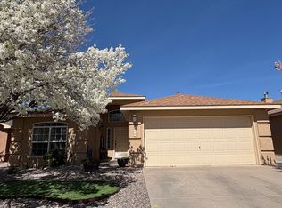 6819 Glacier Rd NW, Albuquerque, NM 87114
