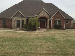 3005 Westlake Rd, Moore, OK 73165