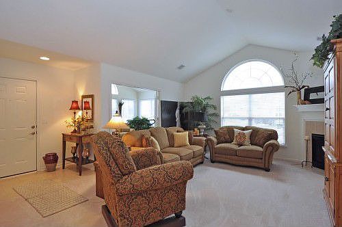 4th image of 6008 NE Kensington Ct Unit 35-A