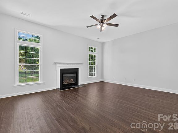 2nd image of 11518 Planters Estates Dr