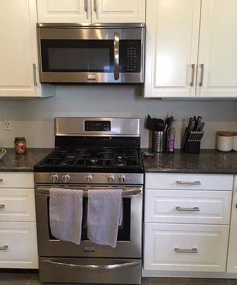 37 Bartlett Cres — Photo 8