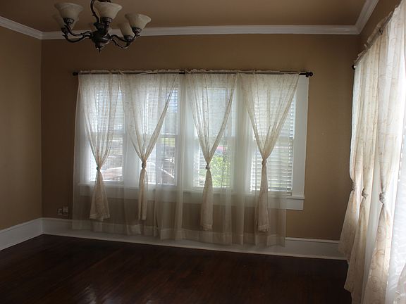 4th image of 1009 E Main St