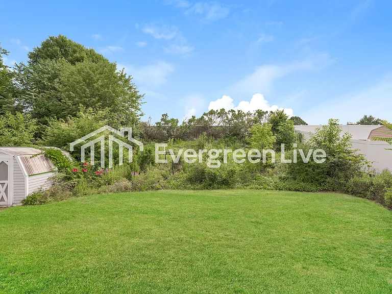 4709 Lolly Dr — Photo 13