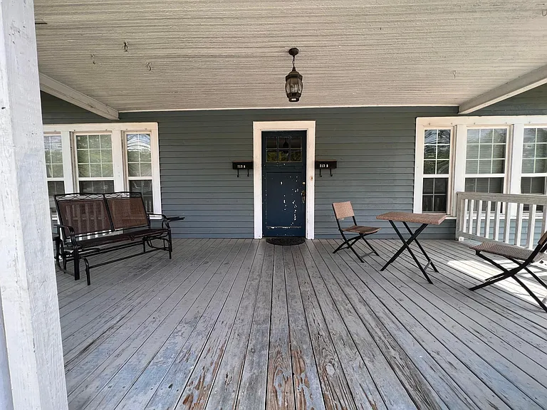 213 W Church St #B — Photo 6