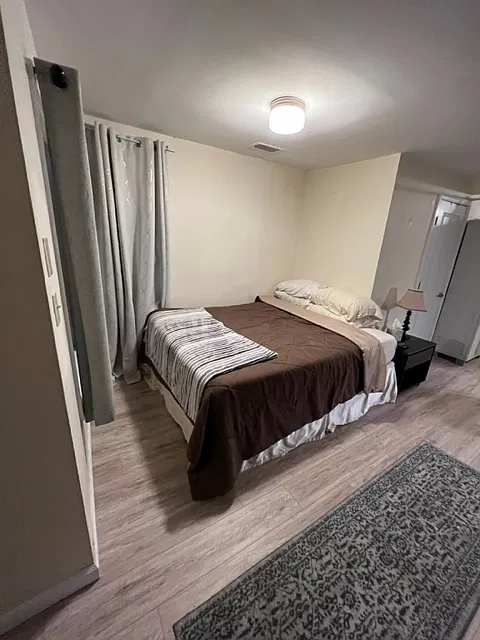 Studio, 650 sqft, $1,400 — Photo 4