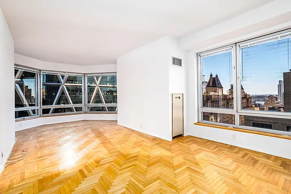 Rented by Compass | media 2