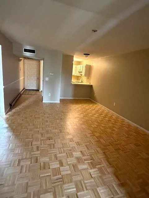 2 bed, 1.5 bath, 962 sqft, $1,550 — Photo 3