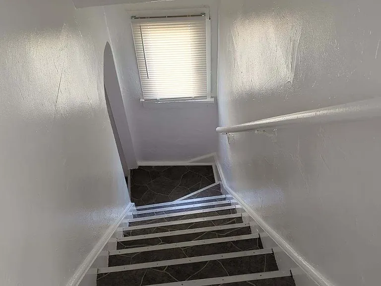 775 Lucas Pl — Photo 7