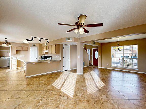 5th image of 8120 Saddlebrook Ave NW