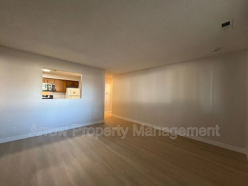1 bed, 1.0 bath, 714 sqft, $731 — Photo 4