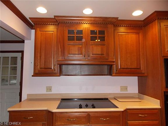 3rd image of 680 Wildwood Cir