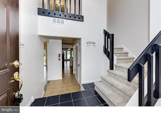 41 Viburnum Ln — Photo 2