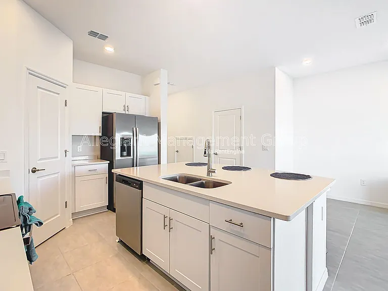 3588 Landing Net Dr — Photo 8