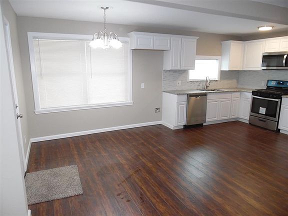 4th image of 4913 Monna St