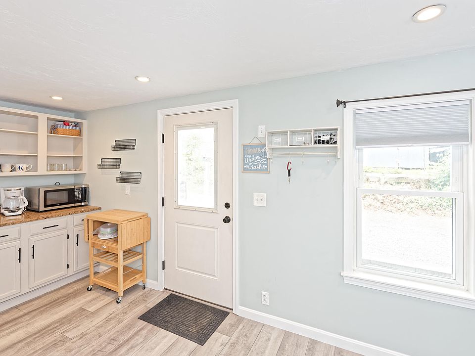 Hideaway Village Apartments Buzzards Bay, MA Zillow