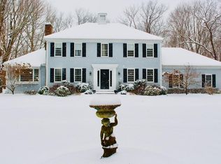 35 Lazell St, Hingham, MA 02043