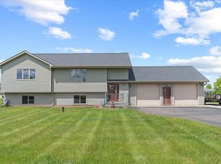 1338 212th Ave, New Richmond, WI 54017