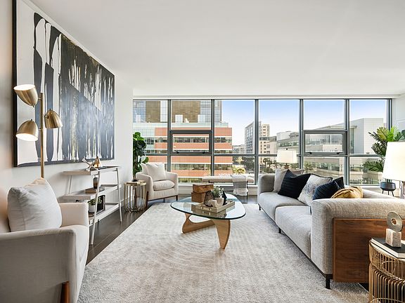 3rd image of 480 Mission Bay Blvd #3I8