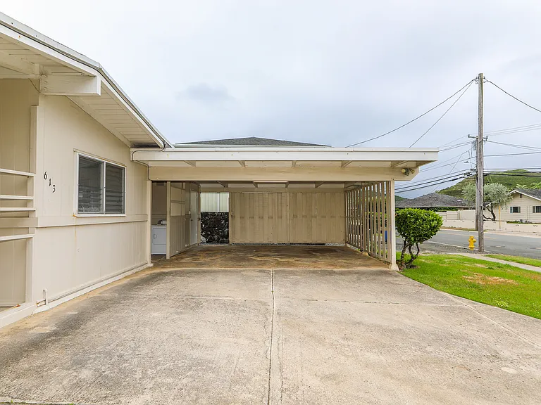 613 Papalani St — Photo 46
