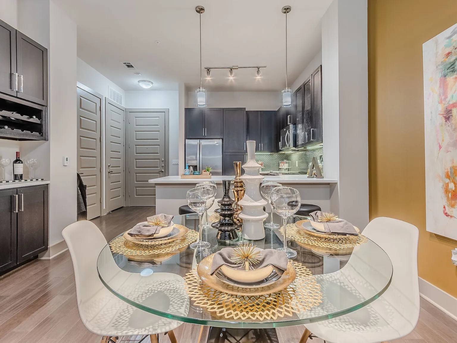 Anthem Cityline Apartments — Photo 4