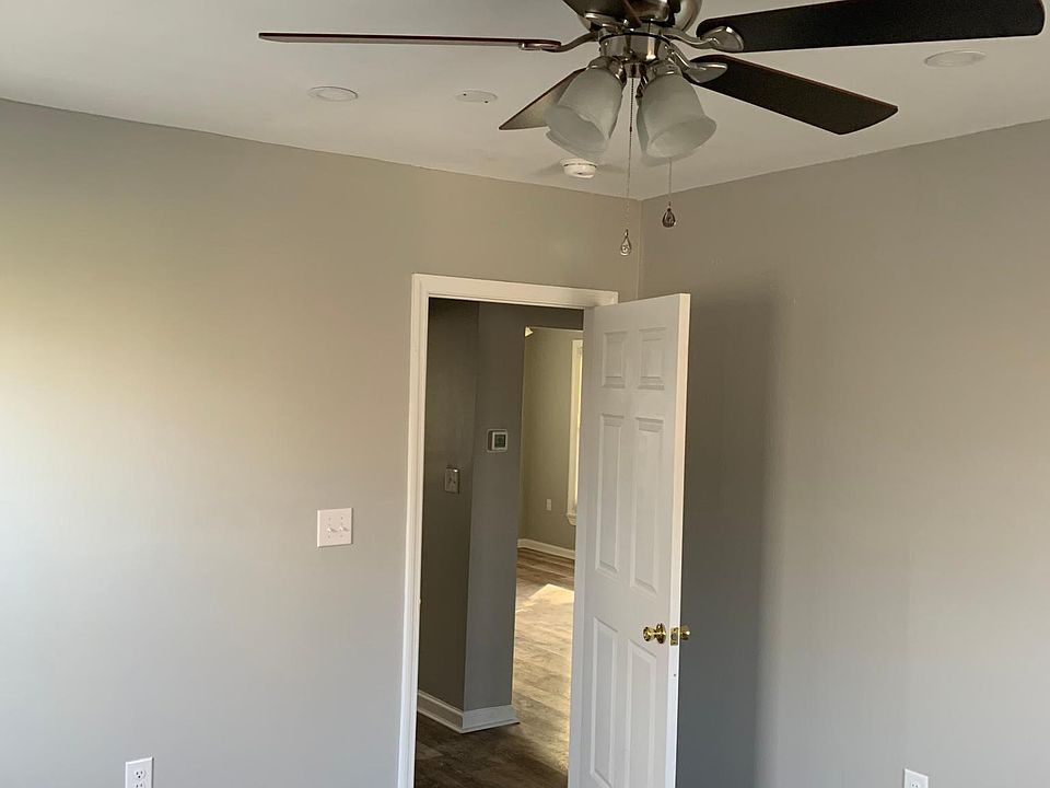1st image of 444 Lanier Dr