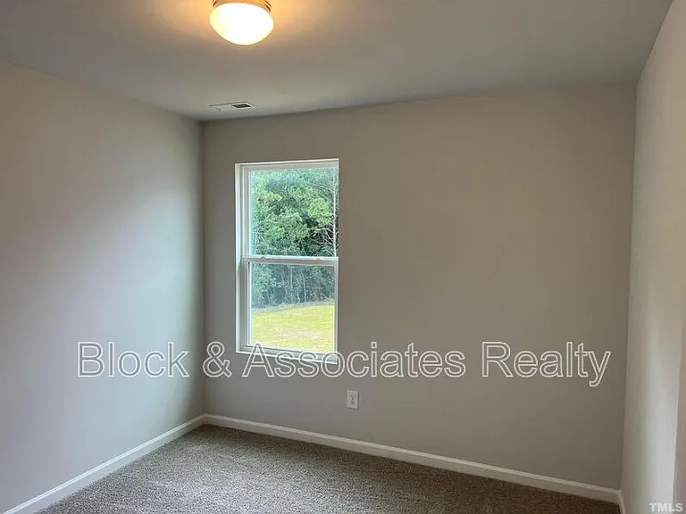 179 Maple Tree Ln — Photo 16