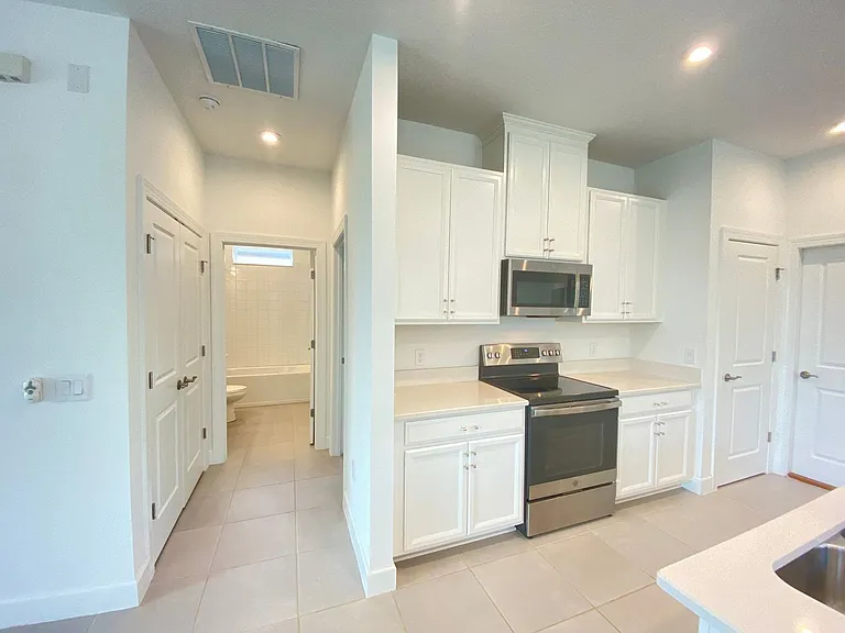 2182 Palm Tree Dr — Photo 19
