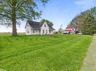 23 N Main St, Basco, IL 62313