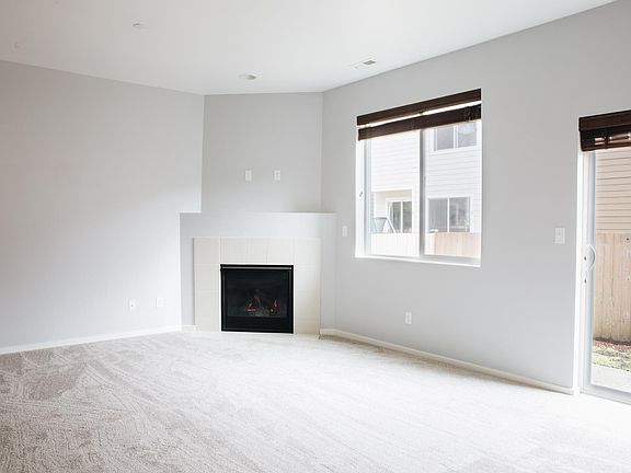 5th image of 21417 104th Street Ct E