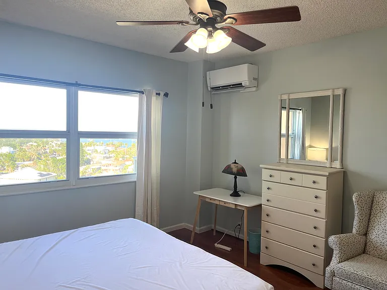 880 Mandalay Ave #802 — Photo 47