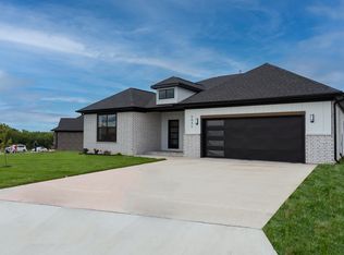 1517 Marlowe Ave, Springfield, MO 65802