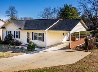 3602 Smithfield Dr NW, Conover, NC 28613