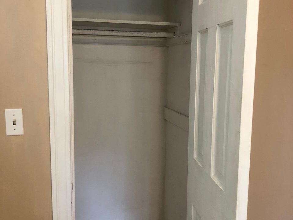 Bedroom Closet