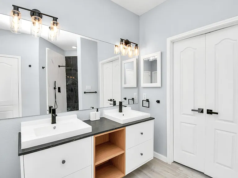 3310 Manor Tree Ln — Photo 24