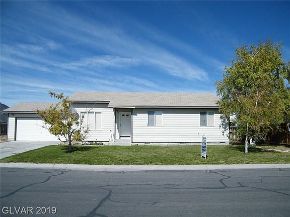 2nd image of 2215 Iron Dr