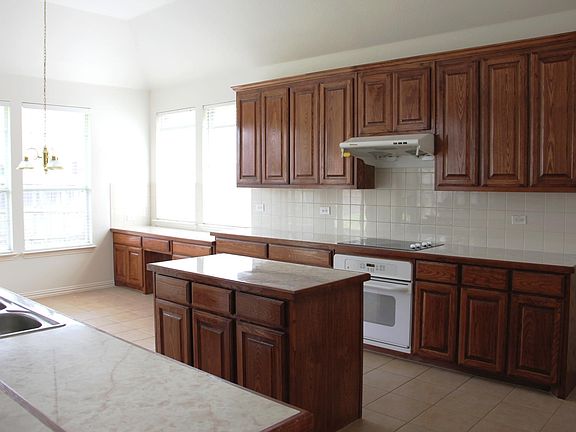 5th image of 11750 Barrymore Dr