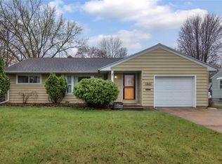 2015 Valmont Ave, Eau Claire, WI 54701