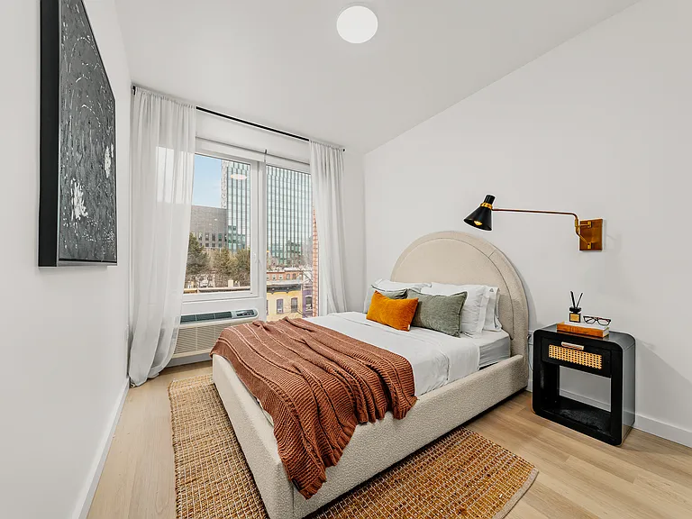525 Pacific St #210 — Photo 11