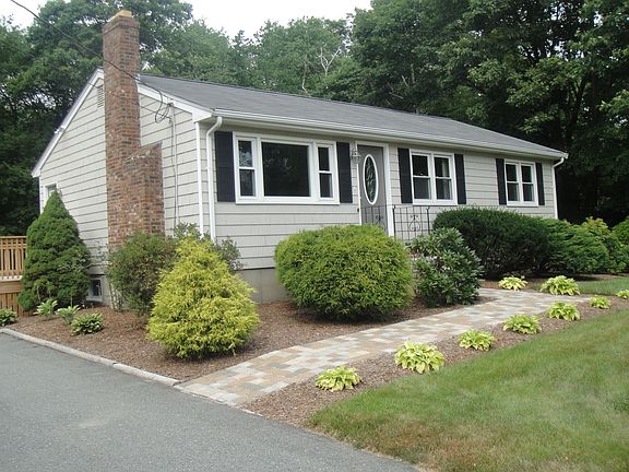 2nd image of 163 Windsor Dr