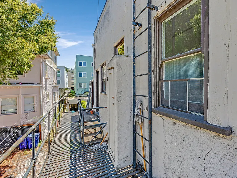 1619 Walnut St #D — Photo 20