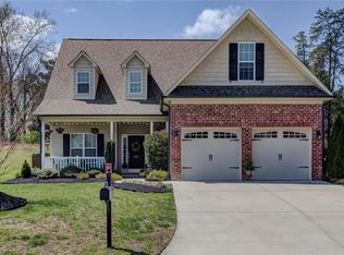 327 Quick Silver Dr, Winston Salem, NC 27127