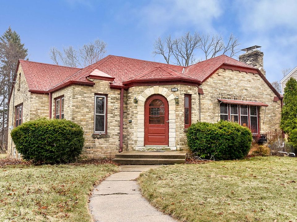 1st image of 8465 Ravenswood Cir
