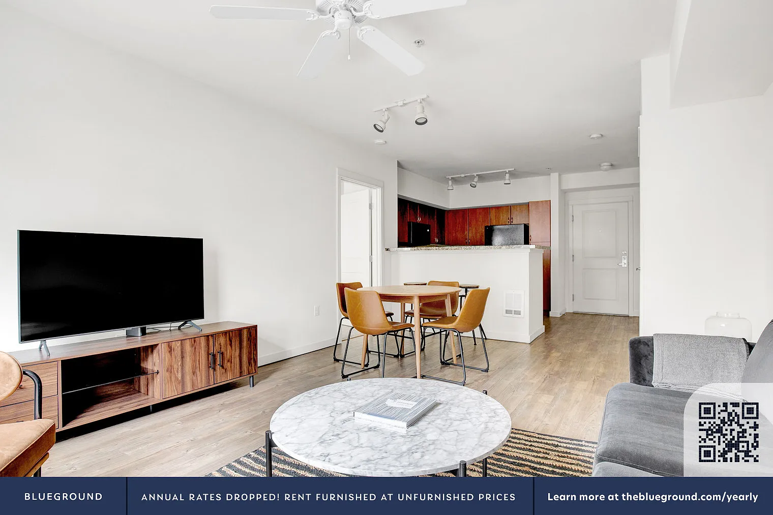 2 bed, 2.0 bath, 1041 sqft, $3,520 — Photo 2