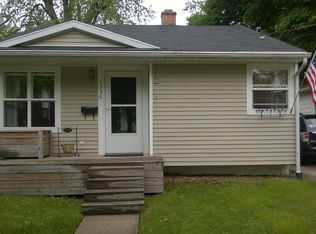 1336 Roselawn Ave, Lansing, MI 48915