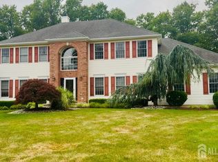 10 Anderson Way, Monmouth Junction, NJ 08852
